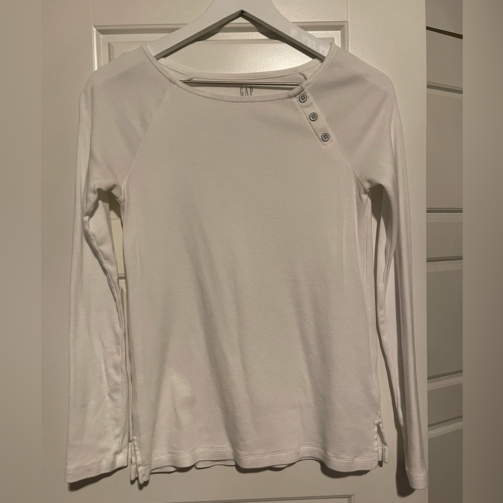Gap white favorite shirt size medium M long sleeve